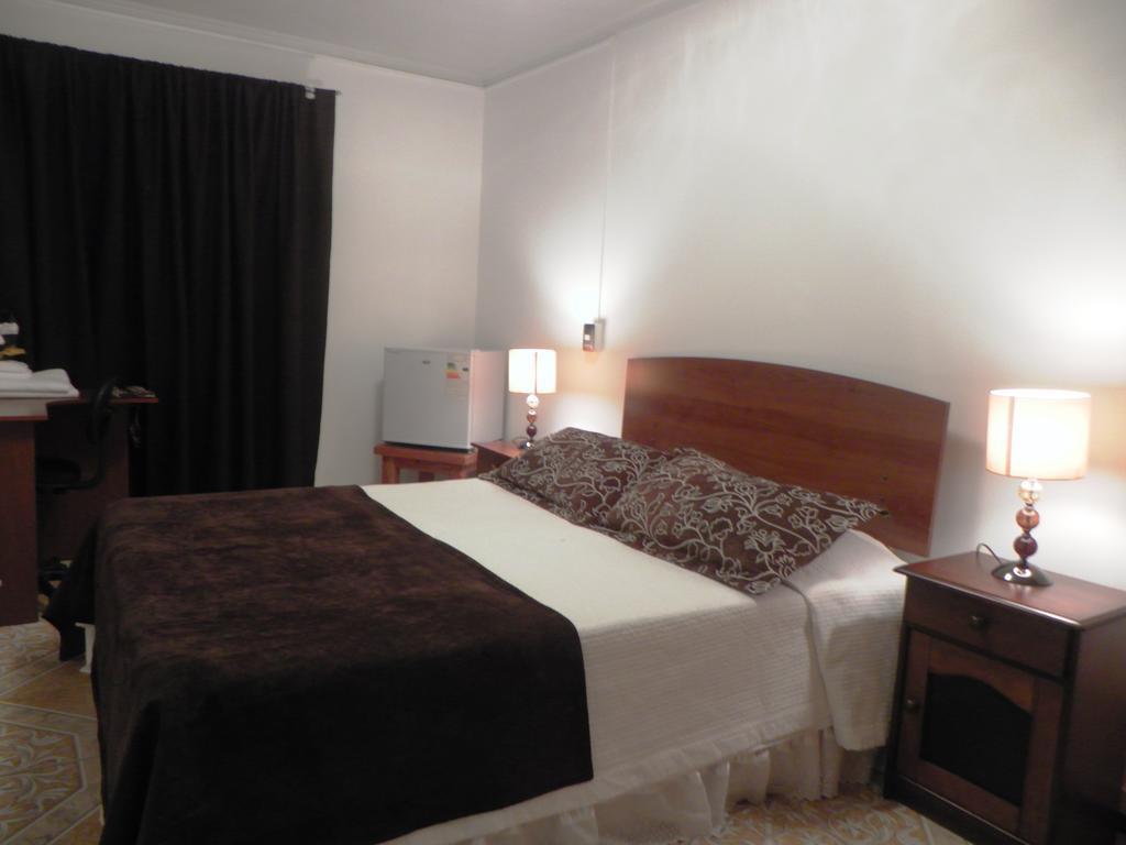 Hotel Playa Blanca B&B אנטופגסטה חדר תמונה